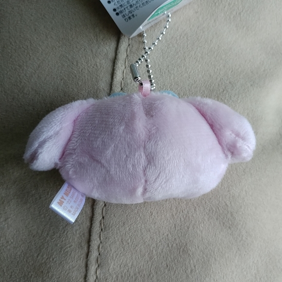 Sanrio My Melody sleeping pastel mini plush charm - Picture 2 of 2